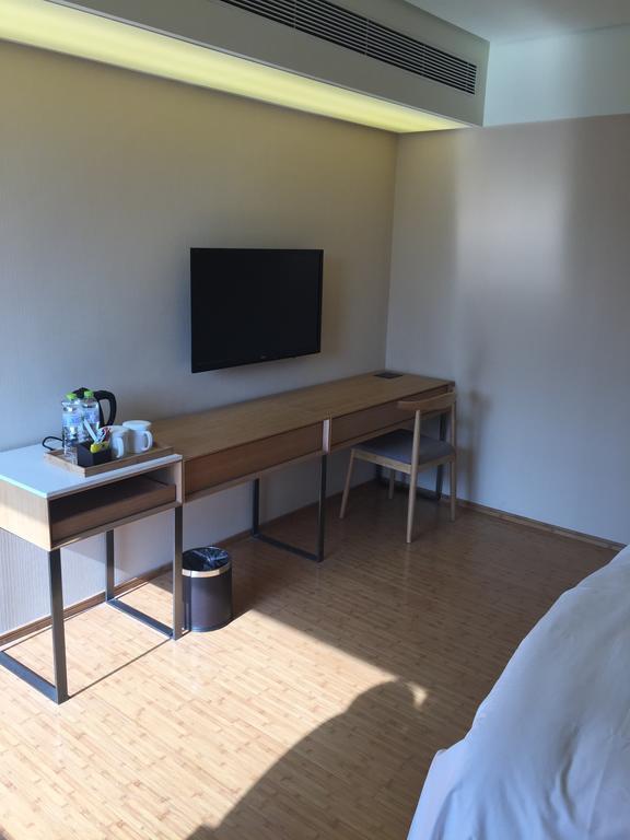 Ji Hotel Jinan Quancheng Square Habitación foto