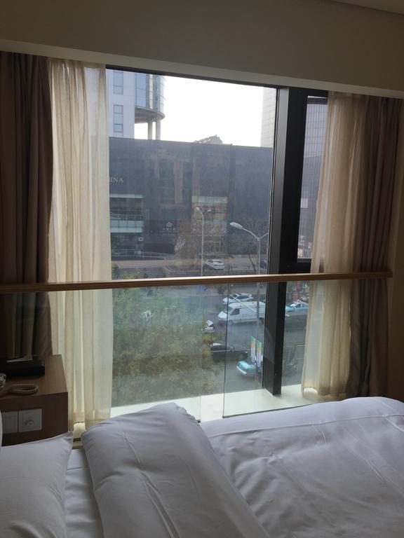 Ji Hotel Jinan Quancheng Square Habitación foto